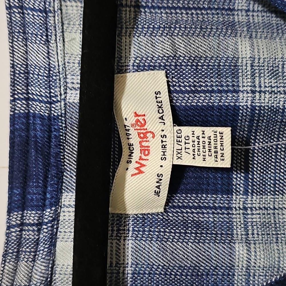 XXL Wrangler Plaid Blouse - Picture 7 of 10